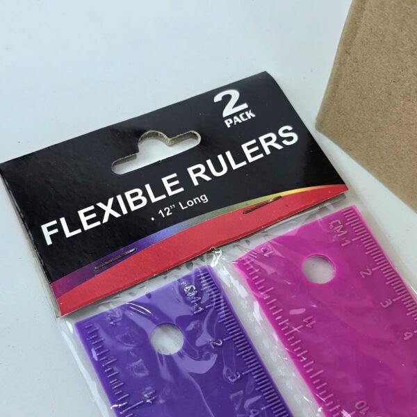Lote #206 Caja con 24 blister con 2 reglas flexible c/u - Imagen 4