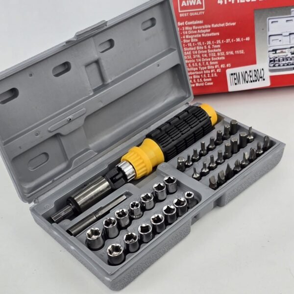 Lote #126 Set de dados y puntas, con 41 piezas