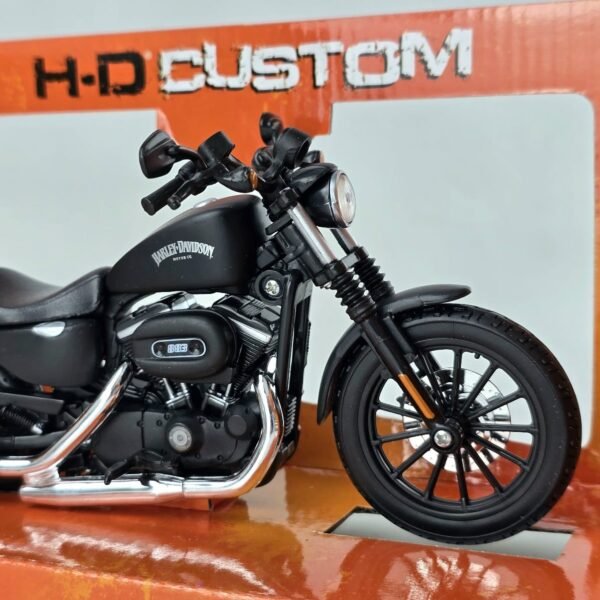 Lote #151 Harley Davadson Sportster 883, escala 1:12 - Imagen 4