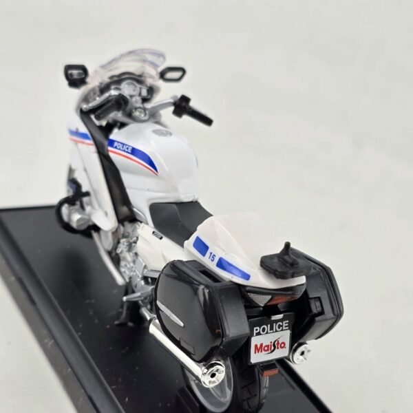 Lote # 25 Yamaha FJR1300A,  escala 1:18 - Imagen 6