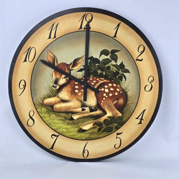 Lote # 39 Reloj de pared pintado a mano