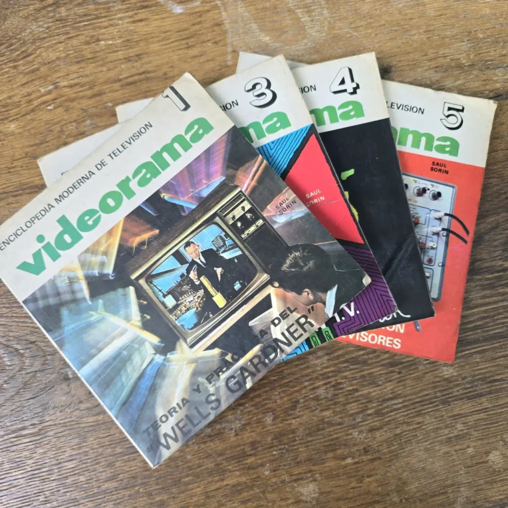 Colección de enciclopedias vintage "Videorama" sobre televisión, volúmenes 1, 3, 4 y 5, apil by Remates Narvaja