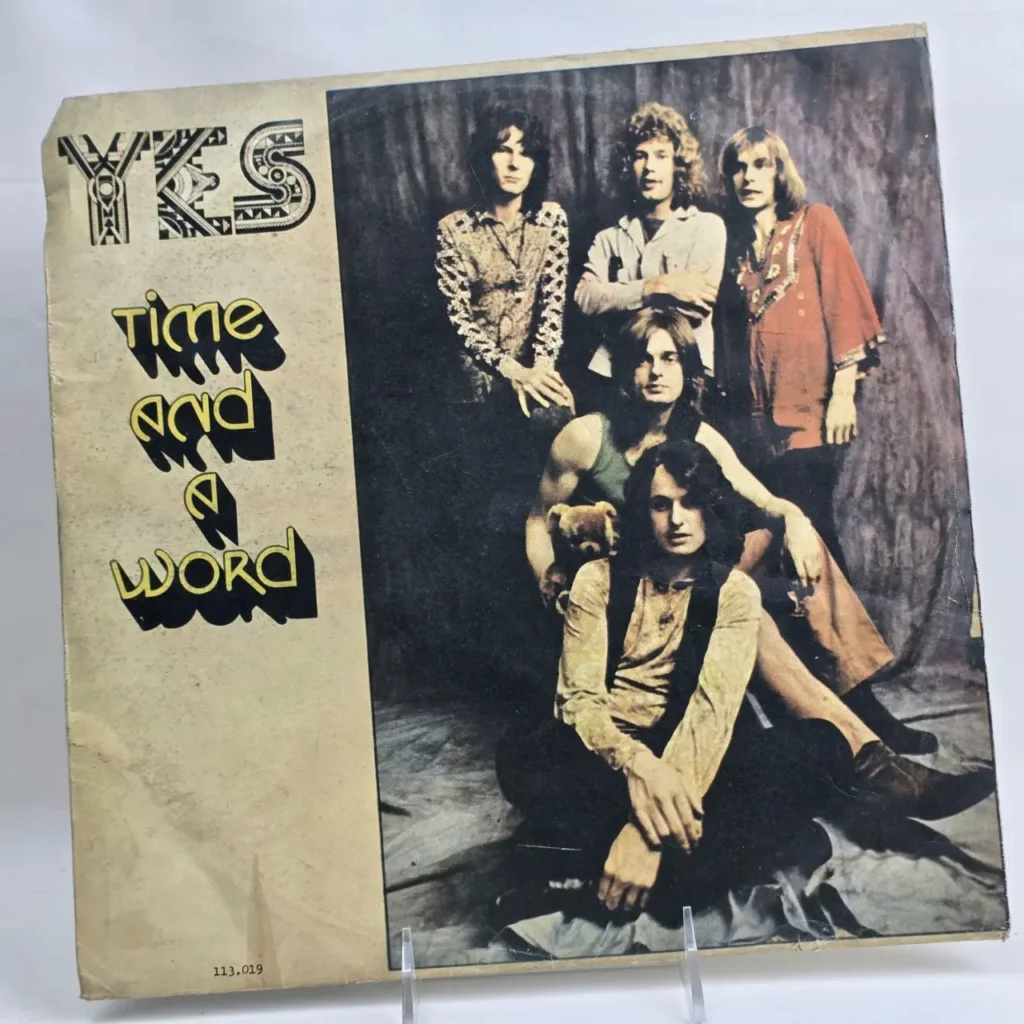 Portada del álbum de vinilo de Yes "Time and a Word" con los seis miembros de la banda. by Remates Narvaja