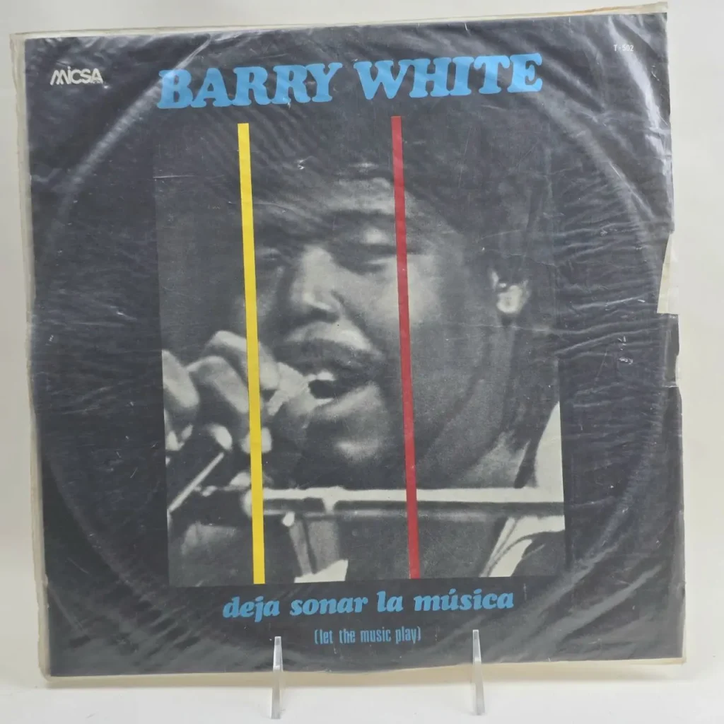 Portada del álbum de Barry White "Deja sonar la música" (Let the Music Play). by Remates Narvaja