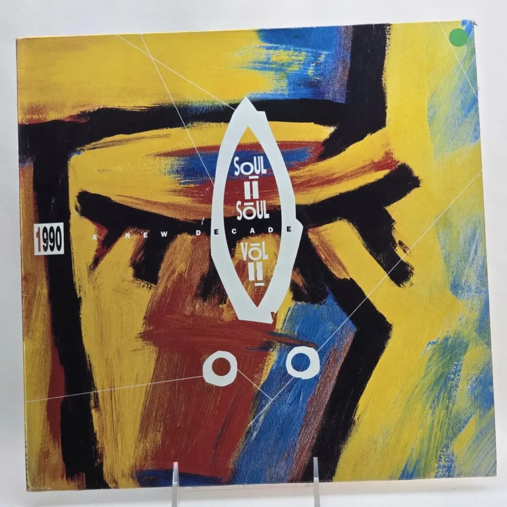 Carátula del álbum Soul II Soul – A New Decade Vol II (1990) con arte abstracto. by Remates Narvaja