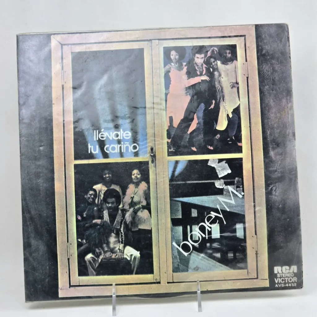 Portada de disco de Boney M. "Llévate Tu Cariño" con diseño de ventana y fotos de la banda. by Remates Narvaja