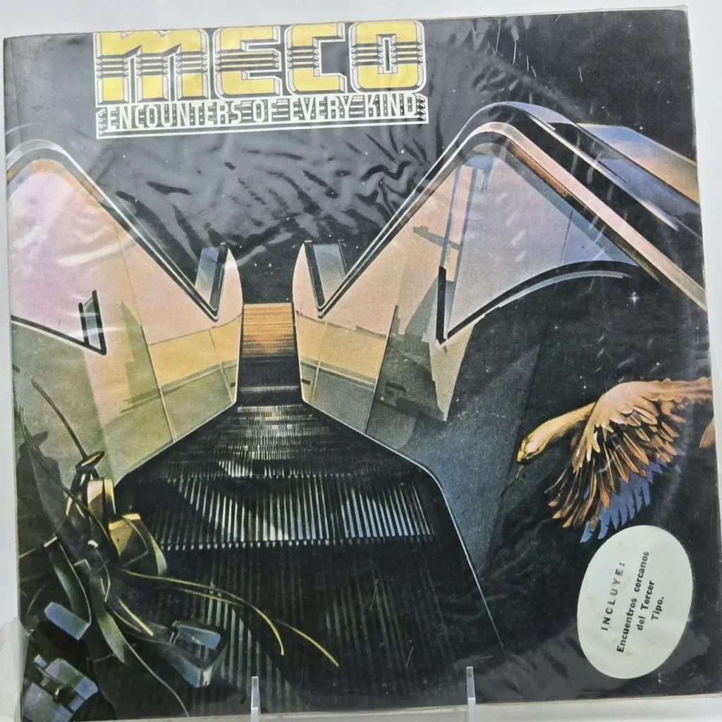 Meco - Encounters of Every Kind, portada de álbum de vinilo con arte futurista y mención de 'Encuentros Cercanos del by Remates Narvaja