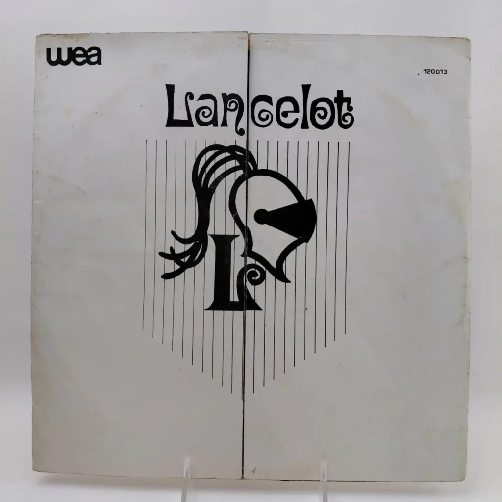 Portada de álbum WEA Lancelot con casco de caballero. by Remates Narvaja