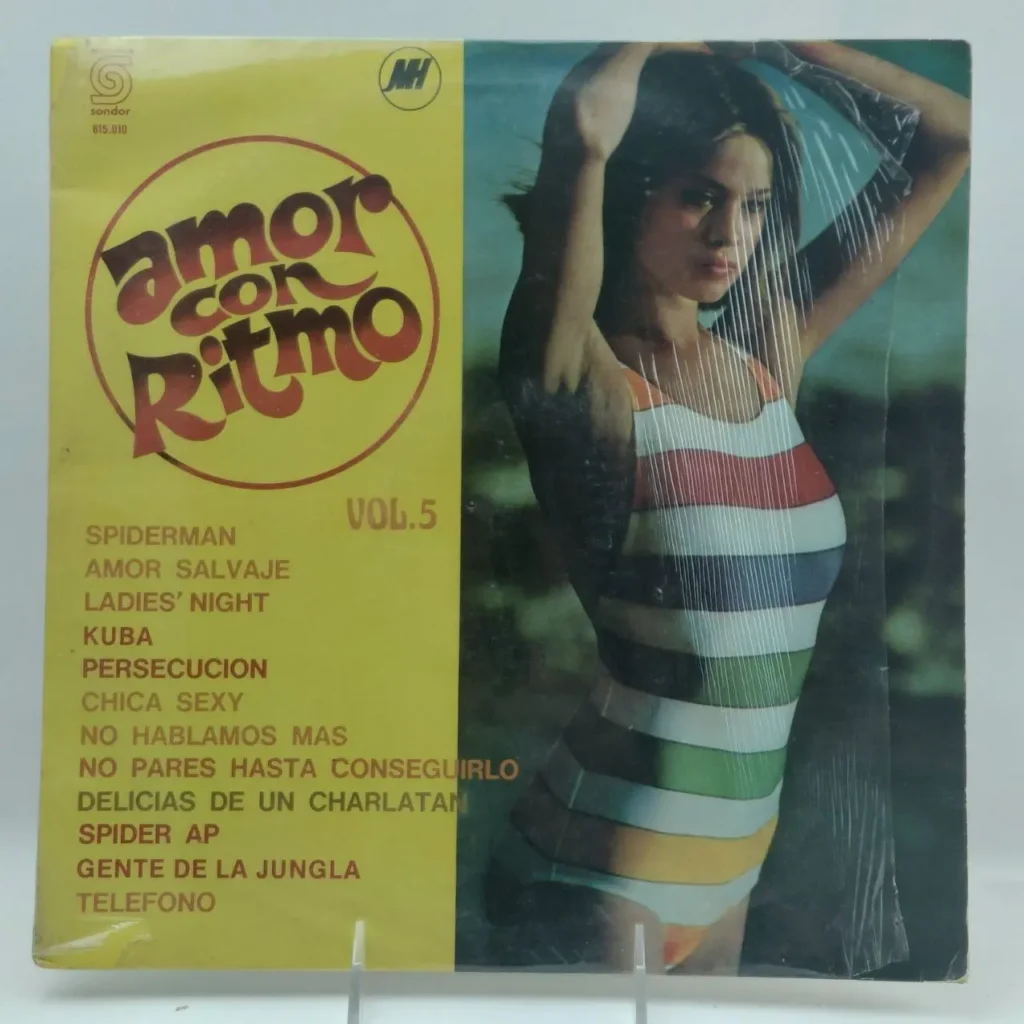 Carátula de vinilo Amor con Ritmo Vol. 5 con mujer en traje de baño a rayas. by Remates Narvaja