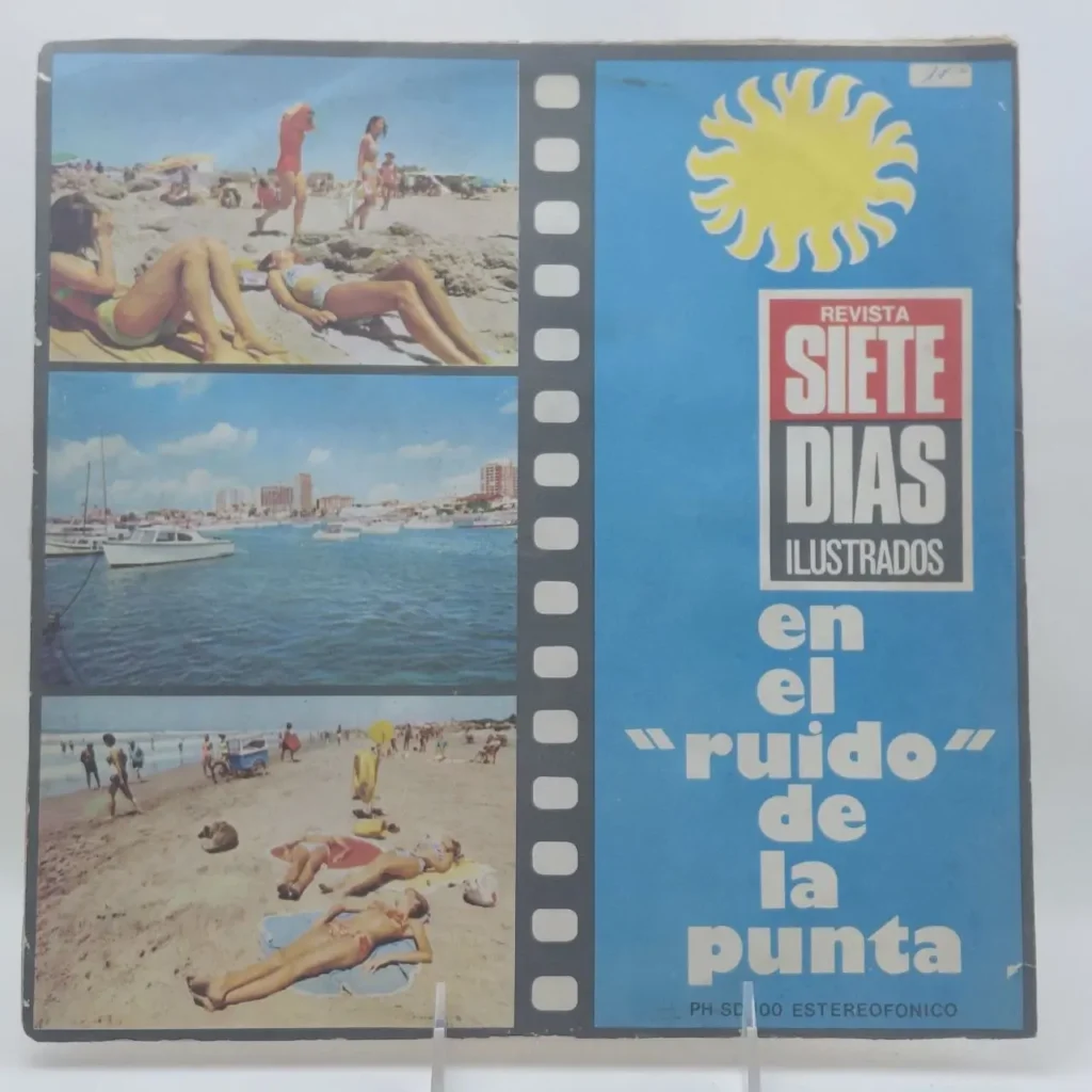 Portada de álbum vintage "Revista Siete Días Ilustrados" con collage de escenas de playa, gente tomando el sol y barcos en una bah by Remates Narvaja