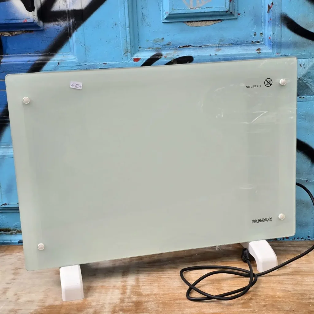 Calefactor eléctrico de panel Panavox blanco. by Remates Narvaja
