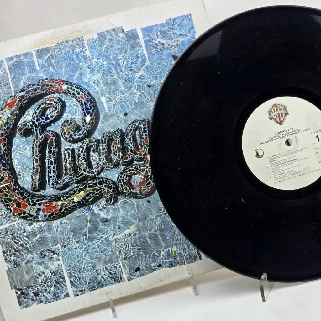 Vinilo Chicago 18 y su portada con logo de mosaico. by Remates Narvaja