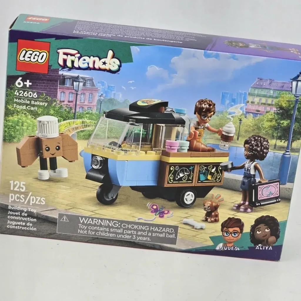 Caja del set LEGO Friends 42606 Mobile Bakery Food Cart con figuras de Jules y Aliya. by Remates Narvaja