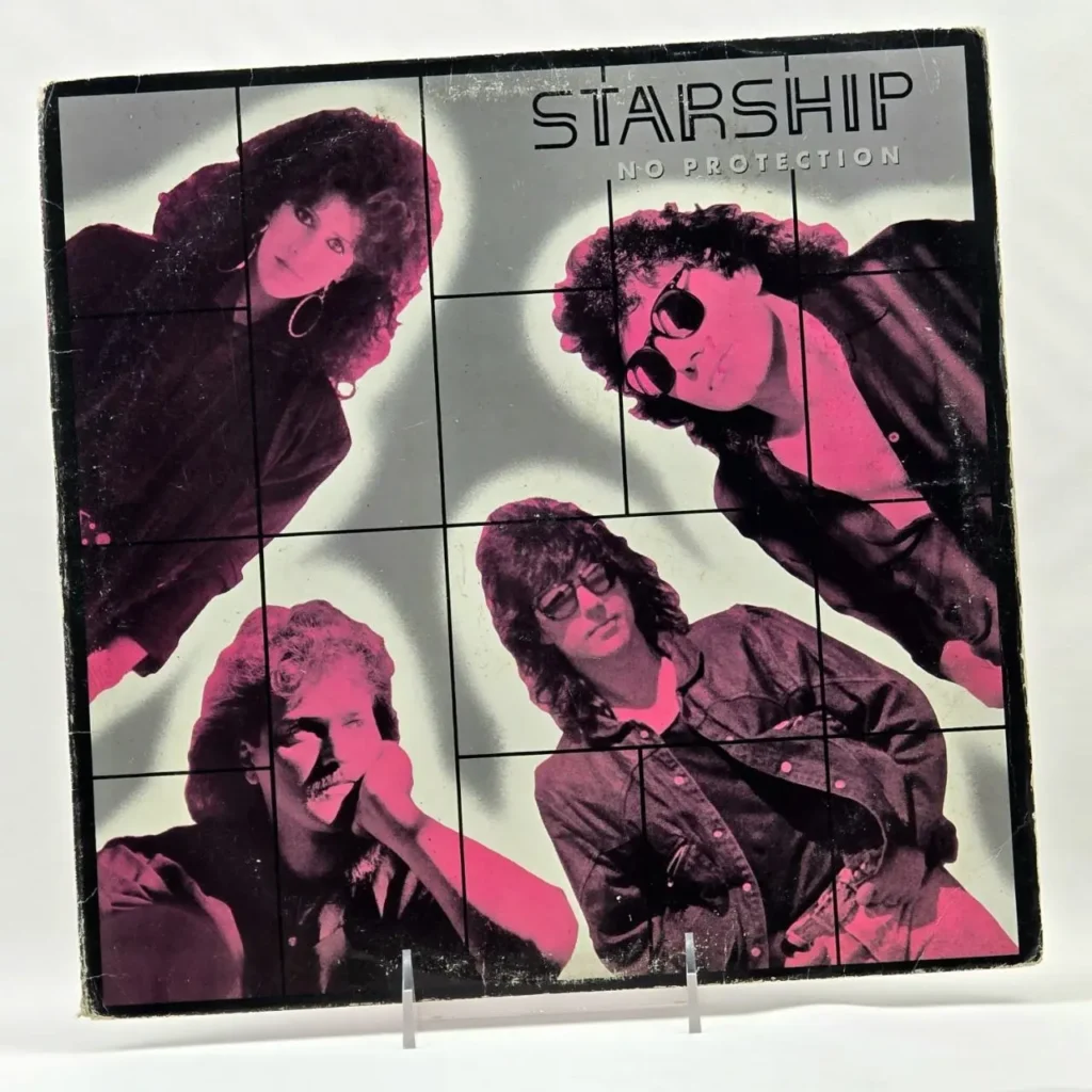 Carátula del álbum Starship No Protection con los cuatro miembros de la banda, estilo años 80. by Remates Narvaja