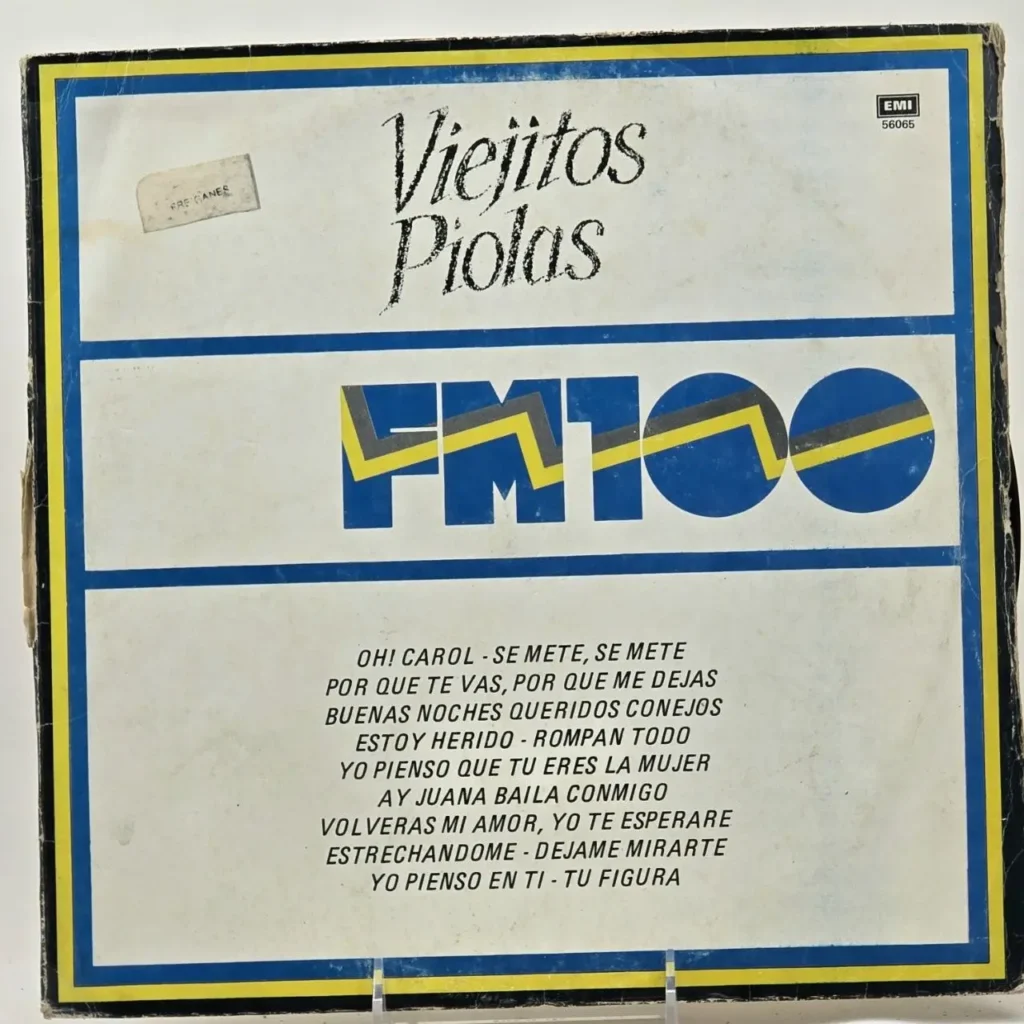 Portada de álbum de vinilo Viejitos Piolas FM100 con logo EMI y lista de canciones como "Oh! Carol". by Remates Narvaja