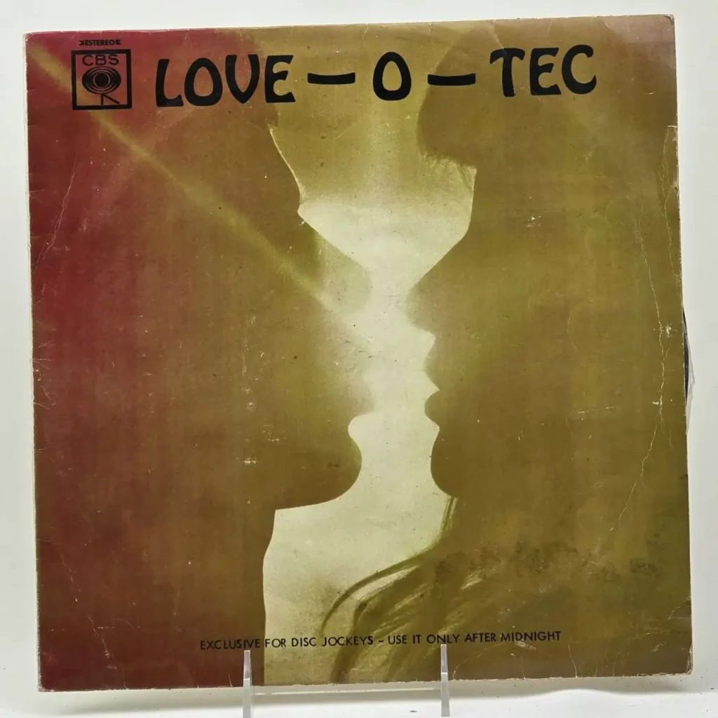 Portada de vinilo LOVE-O-TEC de CBS con siluetas de pareja y texto "EXCLUSIVE FOR DISC JOCKEYS - USE IT ONLY AFTER by Remates Narvaja