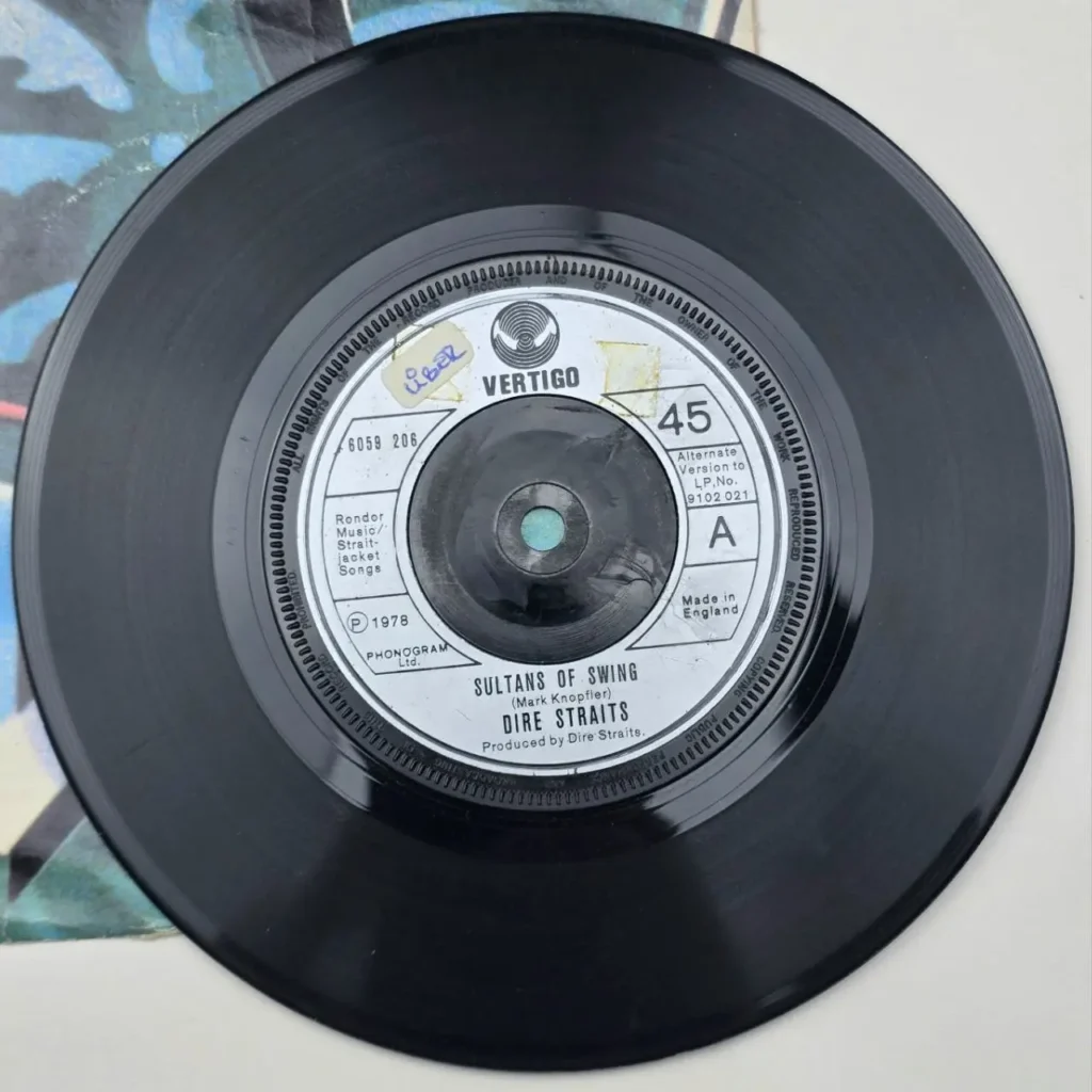 Disco de vinilo 45 RPM de Dire Straits "Sultans of Swing". by Remates Narvaja