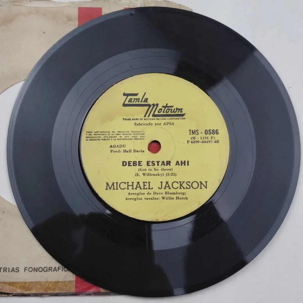 Disco de vinilo 45 RPM de Michael Jackson, "Debe Estar Ahí" en sello Tamla Motown. by Remates Narvaja