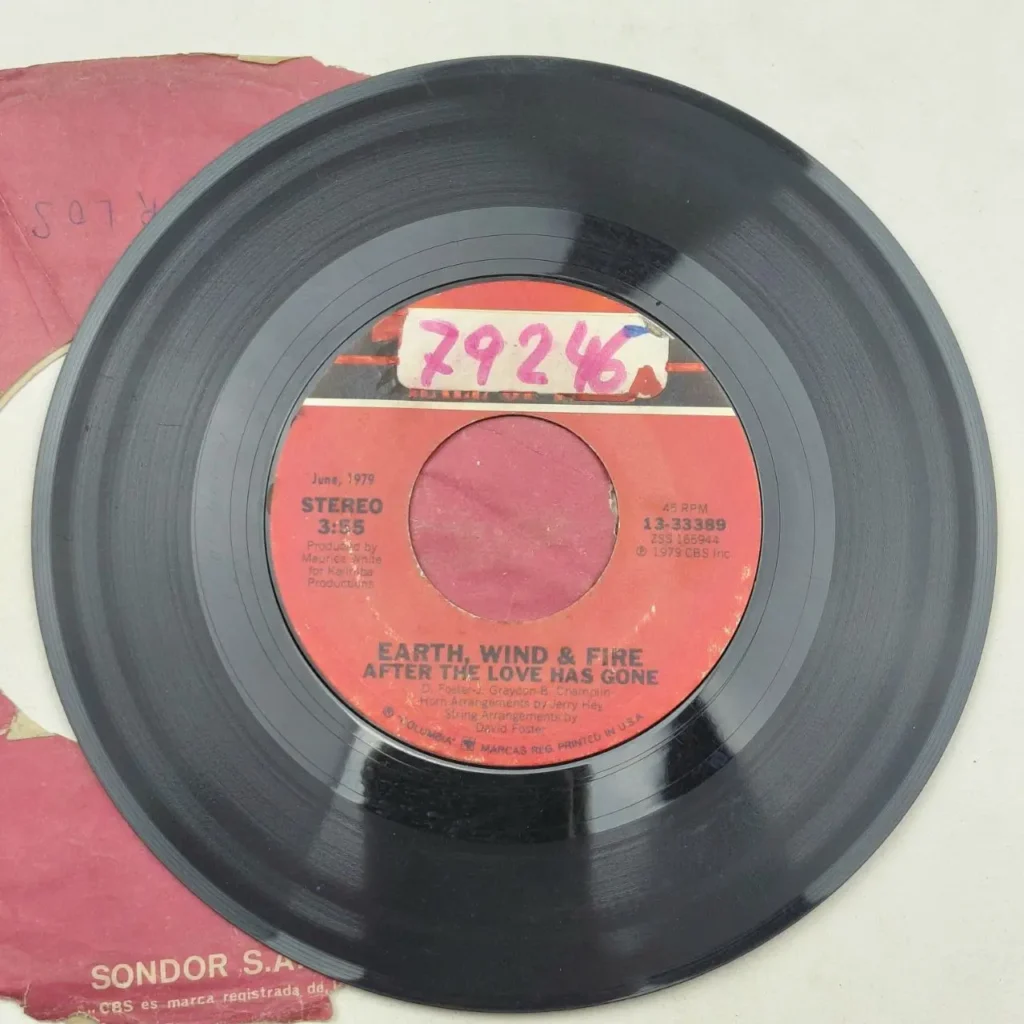 Earth, Wind & Fire - After the Love Has Gone 45 RPM single de 1979 con etiqueta roja. by Remates Narvaja