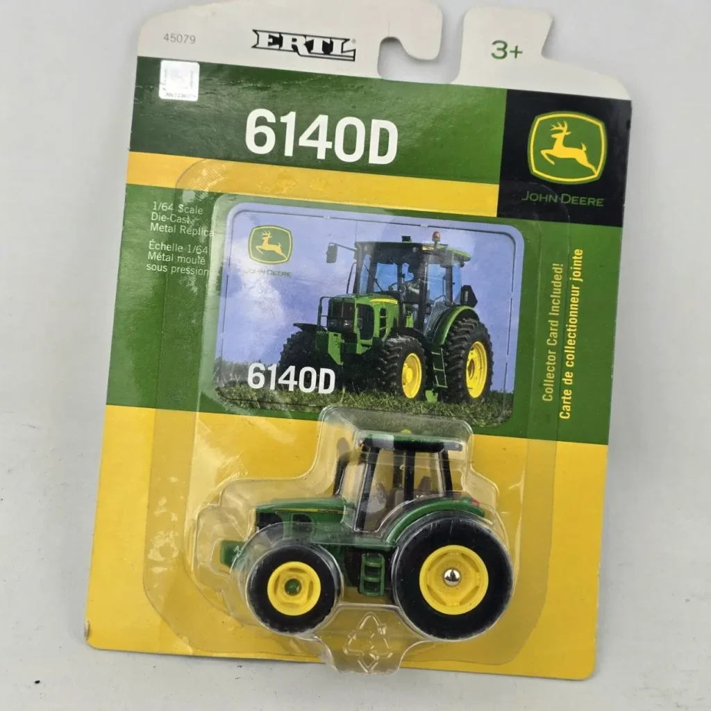 Tractor de juguete John Deere 6140D ERTL a escala 1/64 en empaque original. by Remates Narvaja