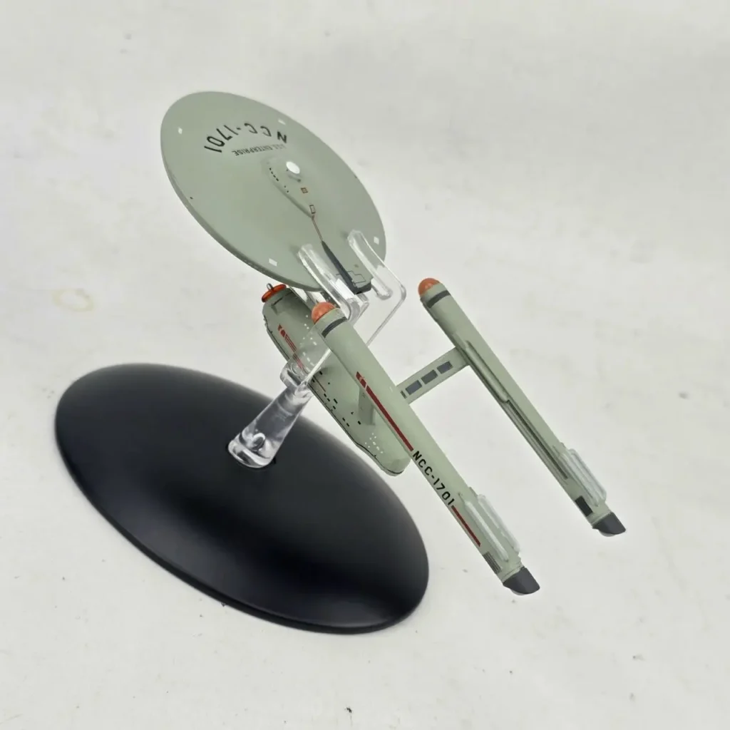 Modelo coleccionable de la nave espacial USS Enterprise NCC-1701 de Star Trek. by Remates Narvaja