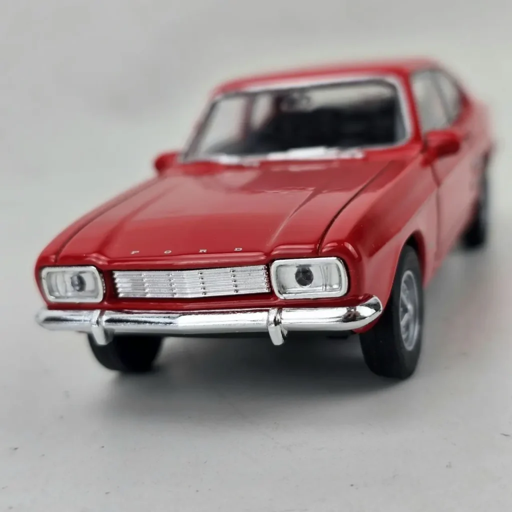 Modelo die-cast Ford Capri rojo. by Remates Narvaja