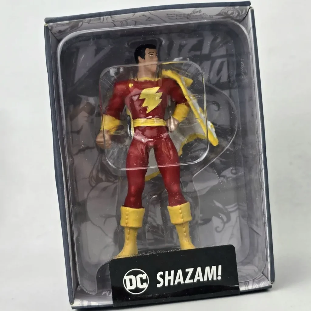 Figura de acción de Shazam de DC Comics en su empaque original. by Remates Narvaja
