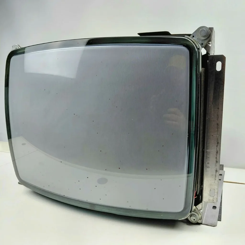 Tubo de pantalla CRT antiguo con soportes. by Remates Narvaja