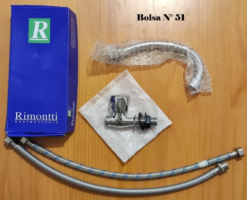 Kit de grifería Rimontti nuevo con caja, caño cromado, grifo y flexibles. by Remates Narvaja