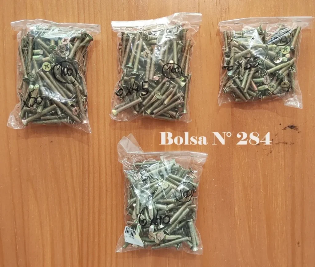 Bolsas de tornillos para madera cabeza plana Phillips zincados, medidas 6x50, 6x45, 6x35 by Remates Narvaja