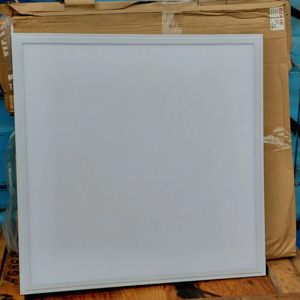 Panel de luz LED cuadrado blanco. by Remates Narvaja
