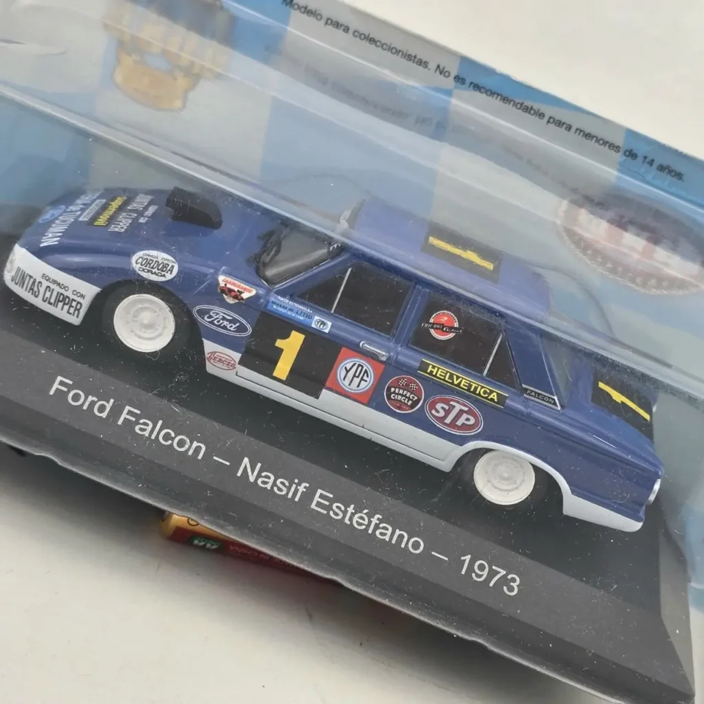Modelo de coche Ford Falcon de carreras de Nasif Estéfano 1973 en su empaque. by Remates Narvaja