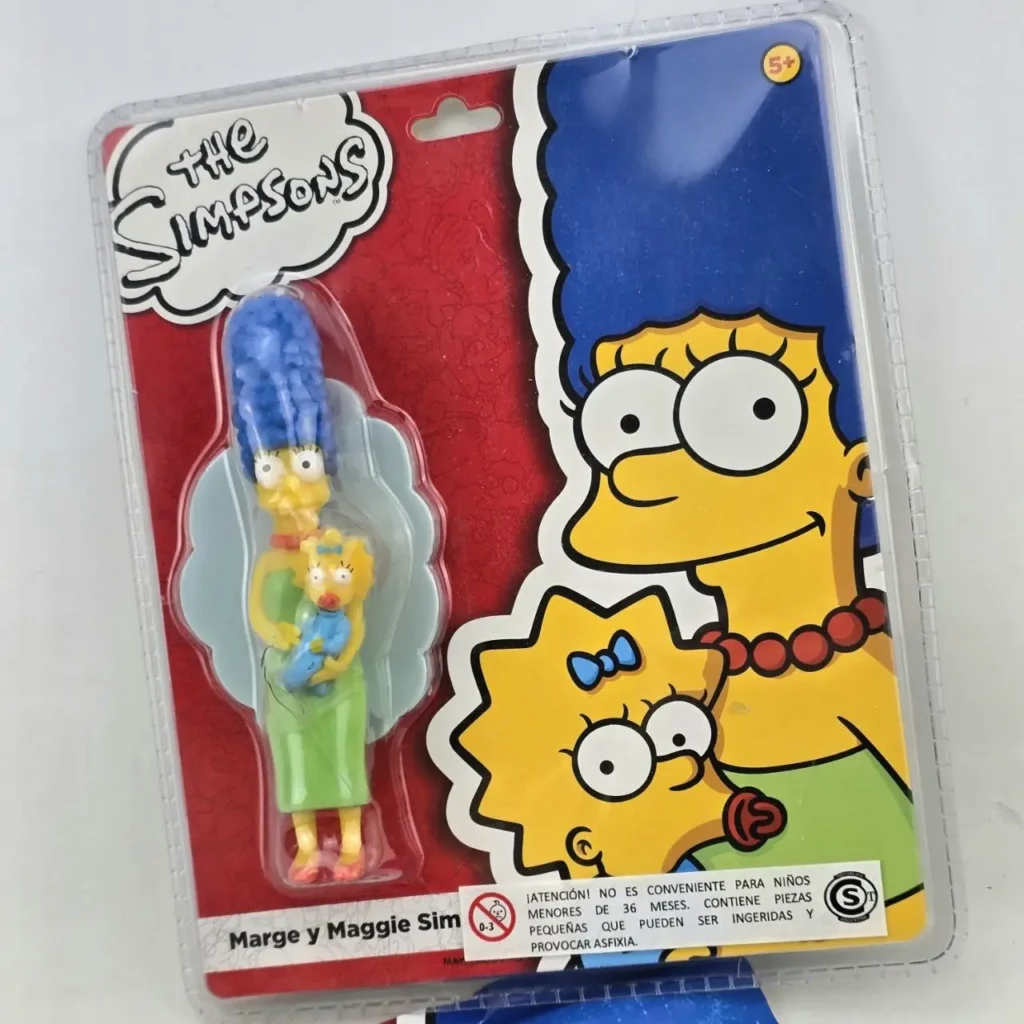 Figura de acción de Los Simpsons: Marge y Maggie en empaque. by Remates Narvaja