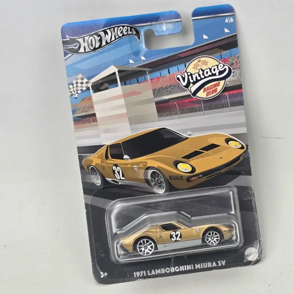 Hot Wheels 1971 Lamborghini Miura SV dorado en su empaque Vintage Racing Club. by Remates Narvaja