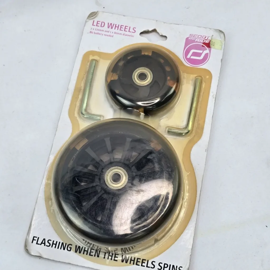Scoot & Ride LED wheels 120mm y 80mm, con luces intermitentes, sin batería. by Remates Narvaja