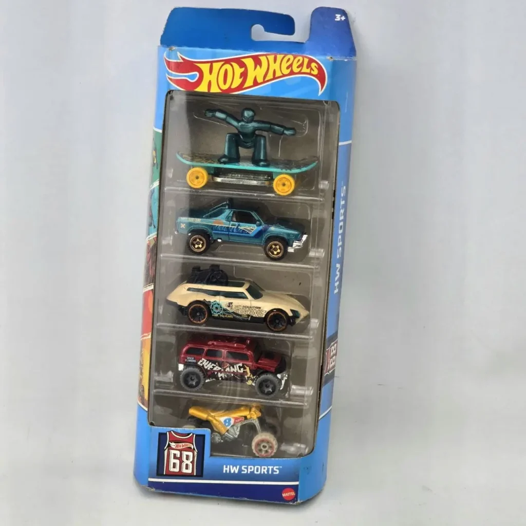 Paquete de 5 Hot Wheels HW Sports con vehículos deportivos y patineta. by Remates Narvaja