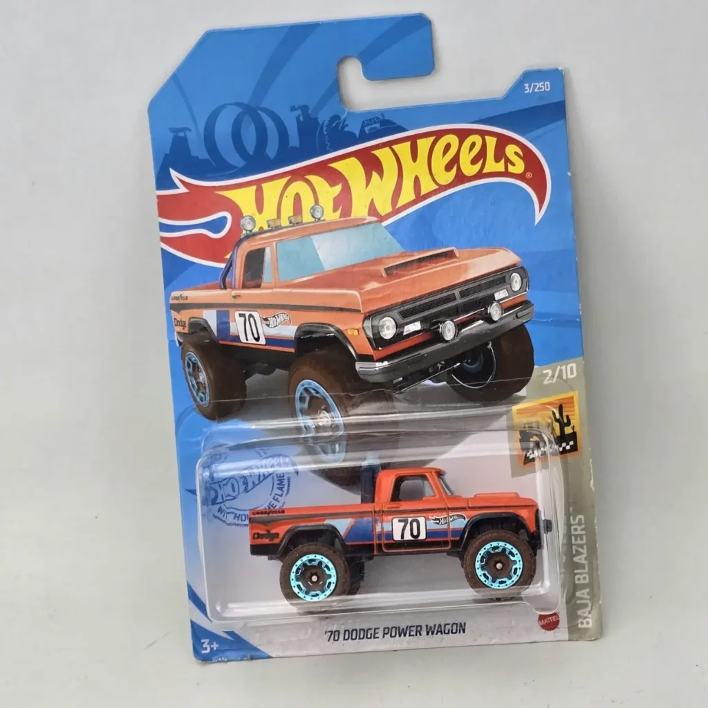 Hot Wheels '70 Dodge Power Wagon naranja en paquete, serie Baja Blazers. by Remates Narvaja