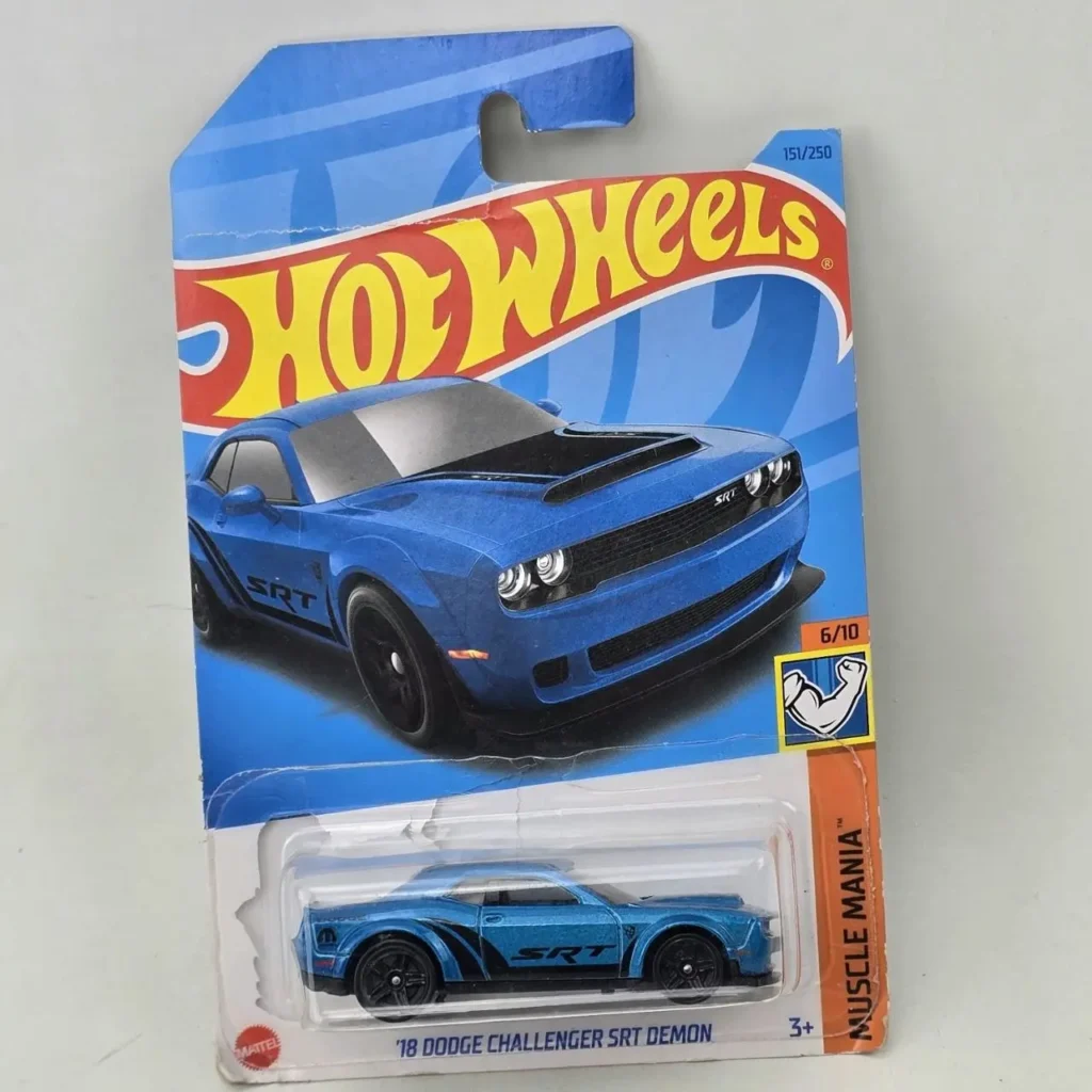 Hot Wheels '18 Dodge Challenger SRT Demon azul en su empaque original, serie Muscle Mania. by Remates Narvaja
