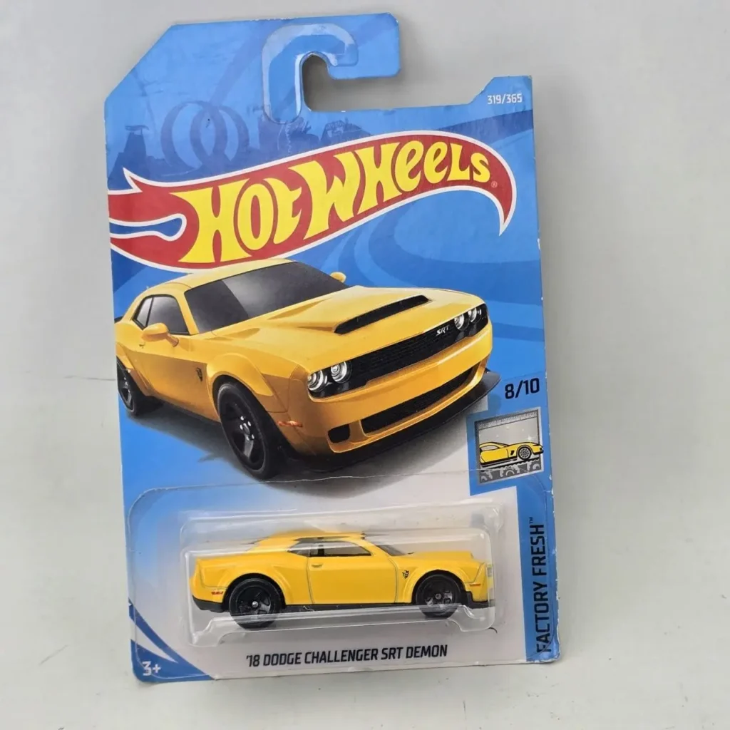 Hot Wheels 2018 Dodge Challenger SRT Demon amarillo en su empaque original. by Remates Narvaja