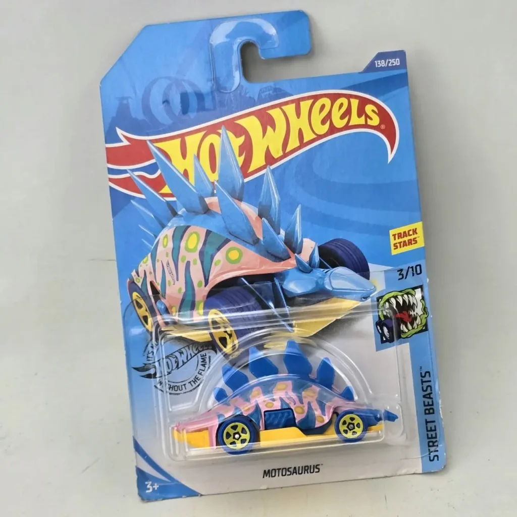 Hot Wheels Motosaurus Street Beasts, coche de juguete con diseño de dinosaurio, nuevo en empaque. by Remates Narvaja