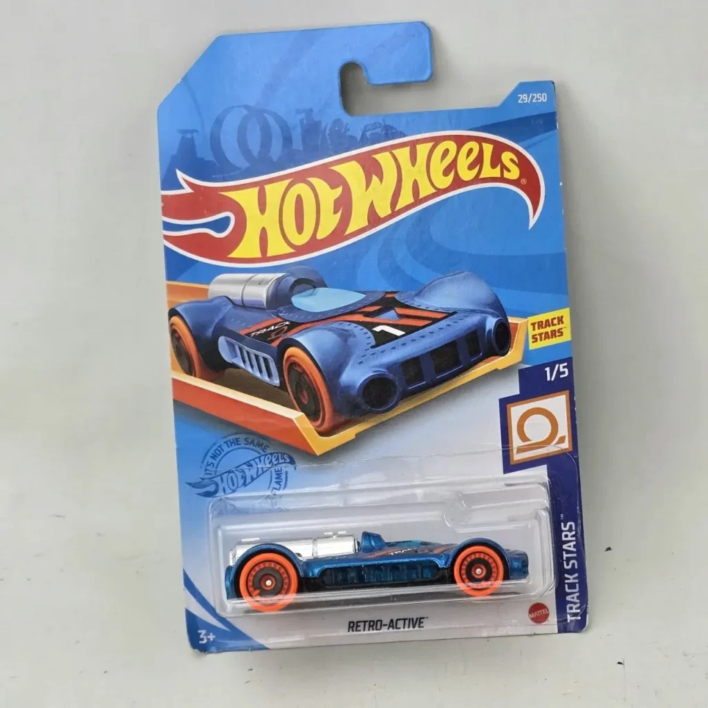 Hot Wheels Retro-Active diecast car azul de la serie Track Stars en su empaque. by Remates Narvaja