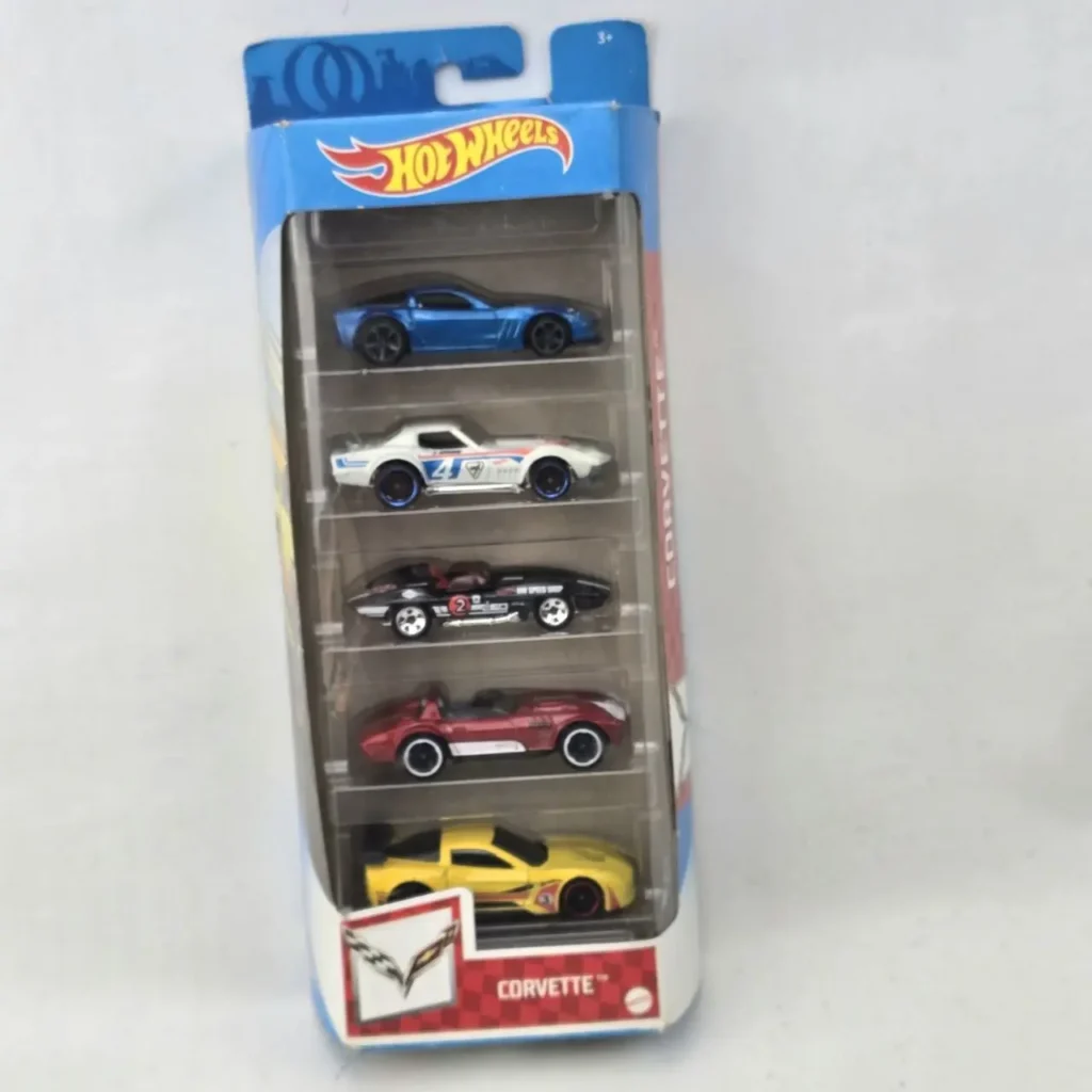 Hot Wheels Corvette set de 5 autos die-cast." by Remates Narvaja