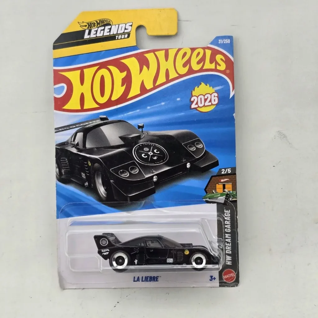 Hot Wheels La Liebre negro, coche die-cast nuevo en paquete, 2026 Legends Tour HW Dream Garage. by Remates Narvaja