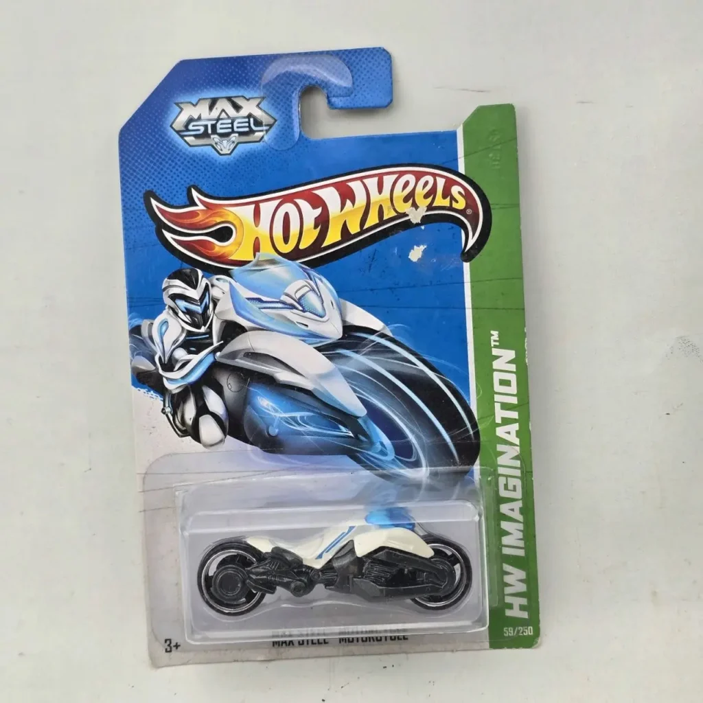 Hot Wheels Max Steel motocicleta blanca y negra en empaque sellado HW Imagination. by Remates Narvaja