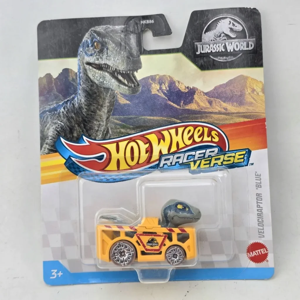 Hot Wheels RacerVerse Jurassic World Velociraptor Blue coche de juguete en empaque. by Remates Narvaja