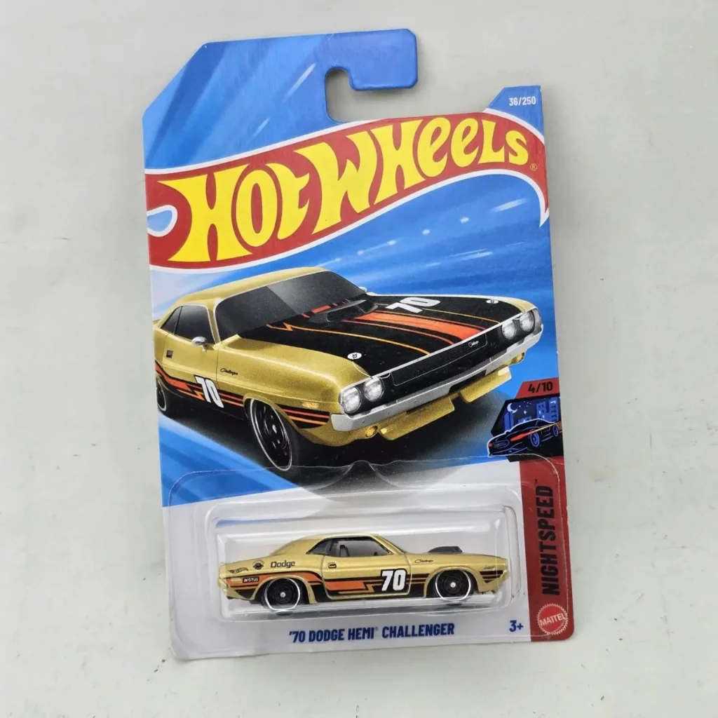 Hot Wheels '70 Dodge Hemi Challenger dorado, Night Speed, nuevo en paquete. by Remates Narvaja