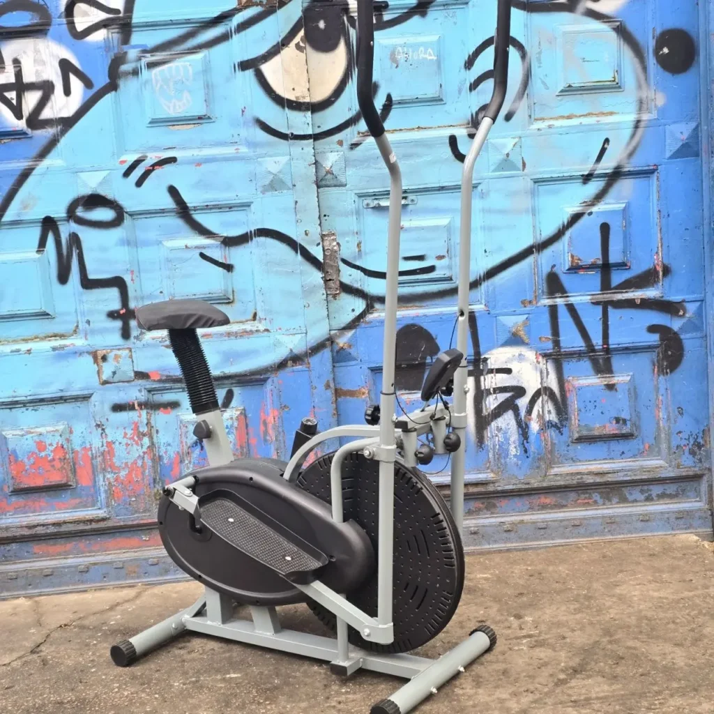 Máquina elíptica con asiento. by Remates Narvaja