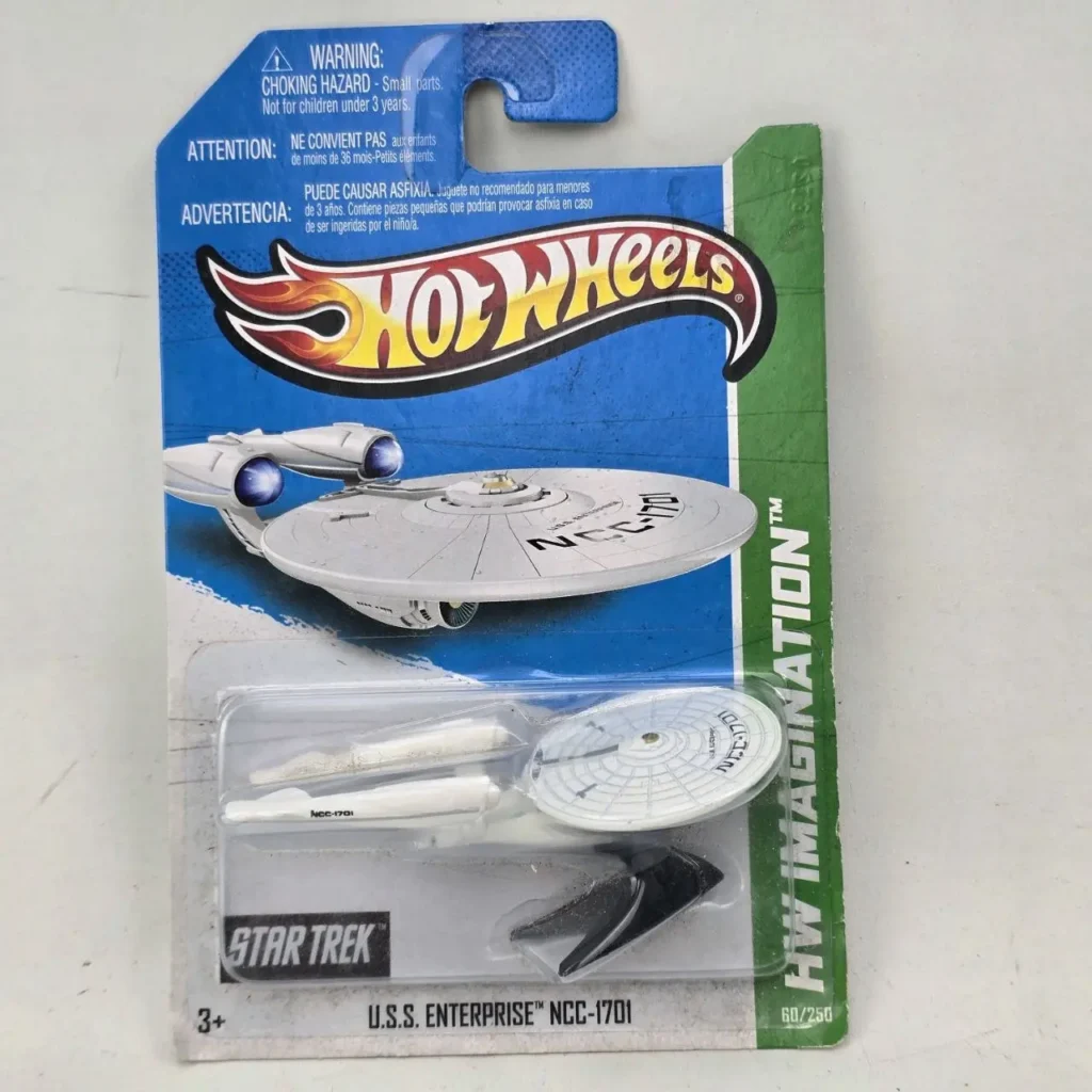 Juguete Hot Wheels Star Trek U.S.S. Enterprise NCC-1701 en empaque. by Remates Narvaja