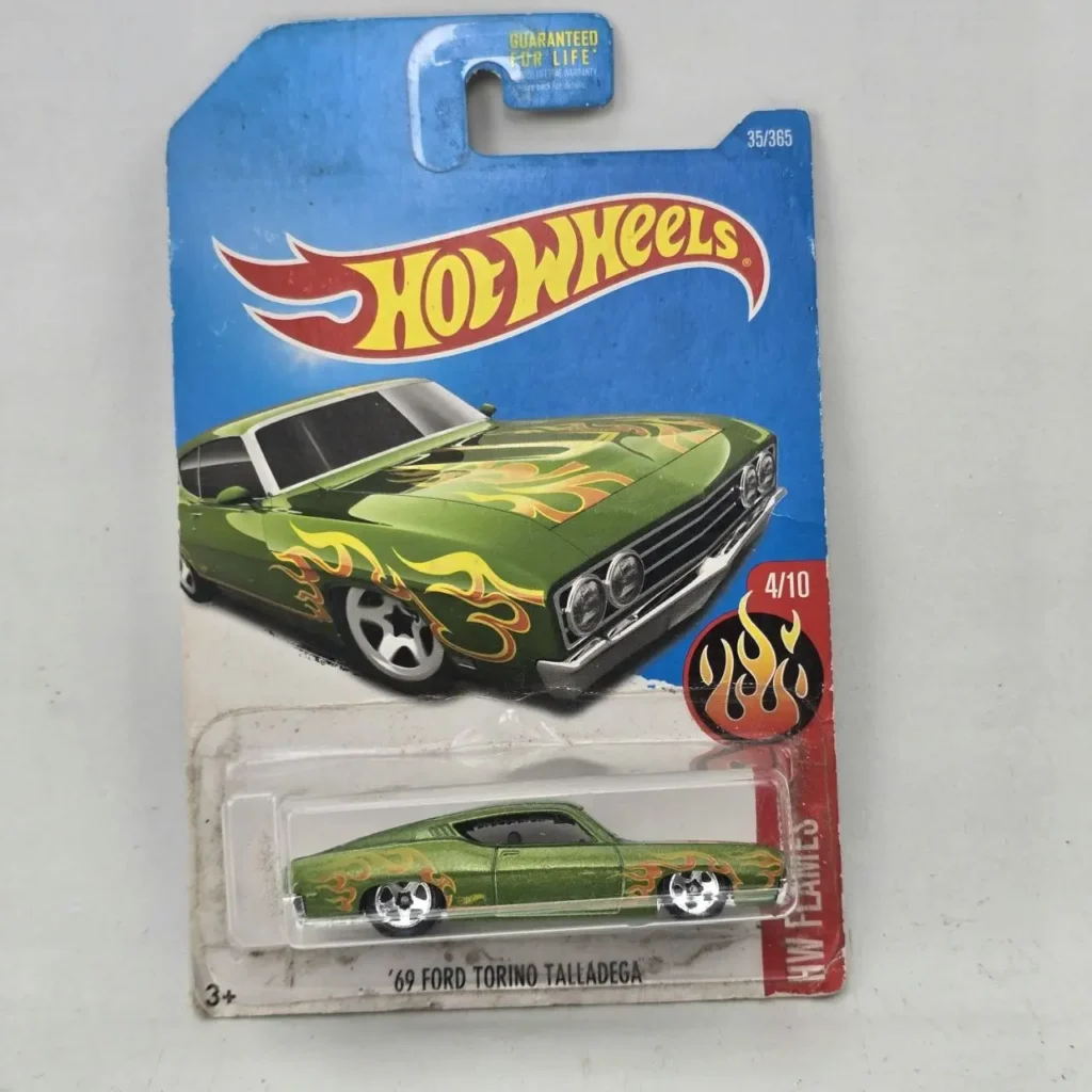 Hot Wheels '69 Ford Torino Talladega HW Flames verde en empaque original." by Remates Narvaja