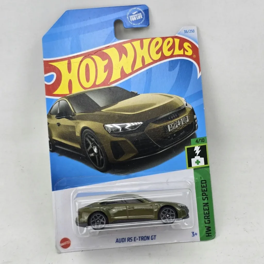 Hot Wheels Audi RS e-tron GT diecast car, bronze, new in sealed package, HW Green Speed series 4/10, mainline by Remates Narvaja